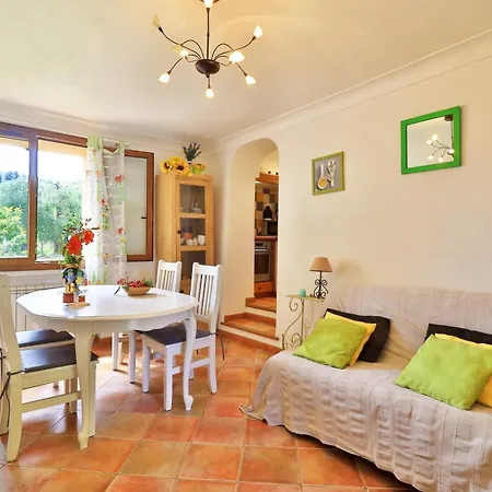 Locations-06 La Maison De Noelie Garden Floor Apartment